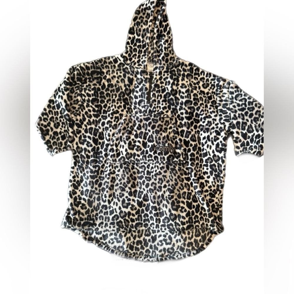 Leopard Print The Comfy OSFA in White and Black - Picture 5 of 8